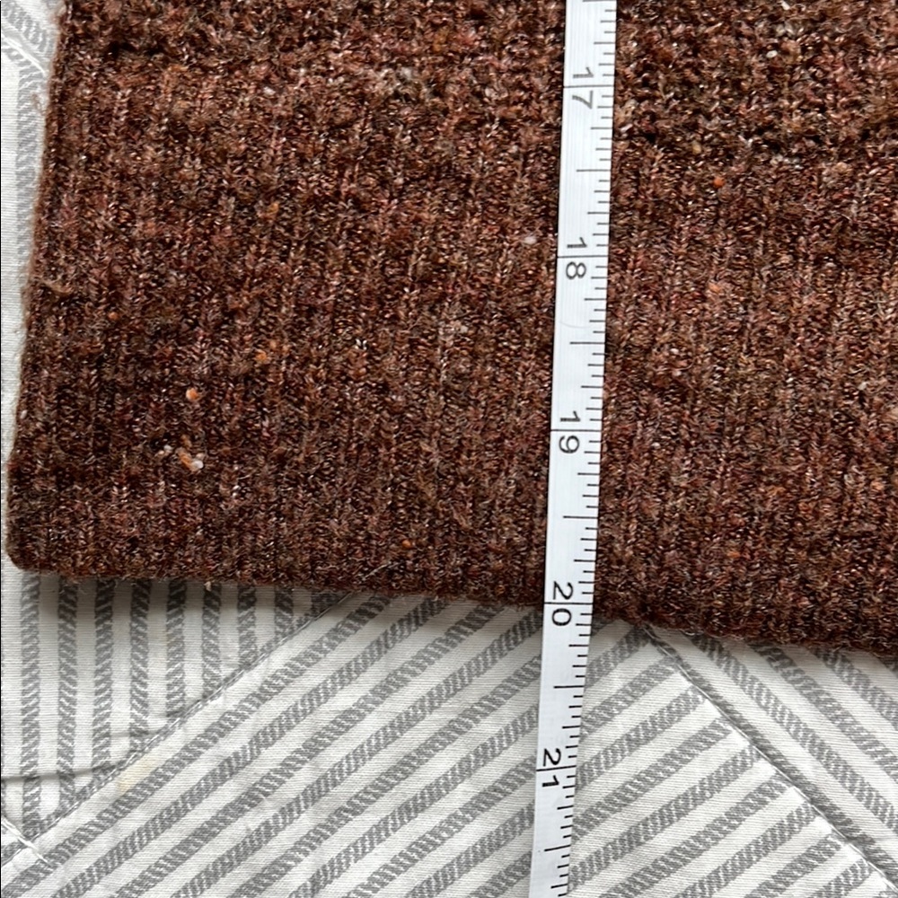 Old Navy Cozy Brown Crewneck Sweater - Picture 6 of 6